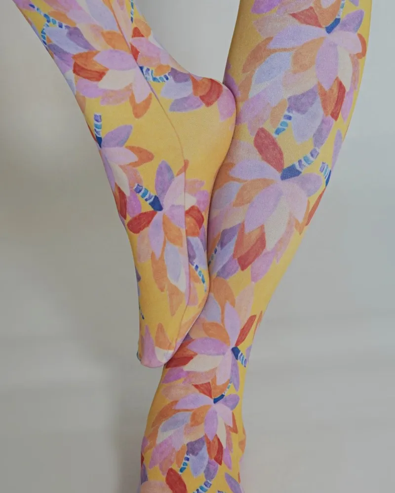 The Japanese Bridge Printed Tights – Tabbisocks